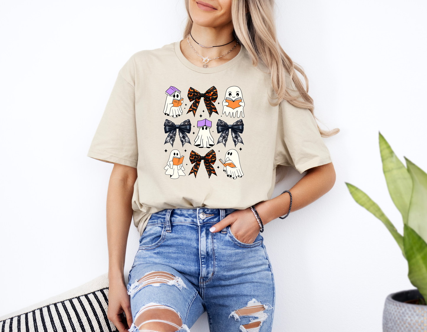 Books and Bows Ghosts t-shirt